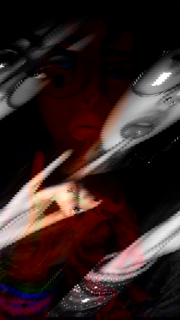 zommmbri image ~ Altpins