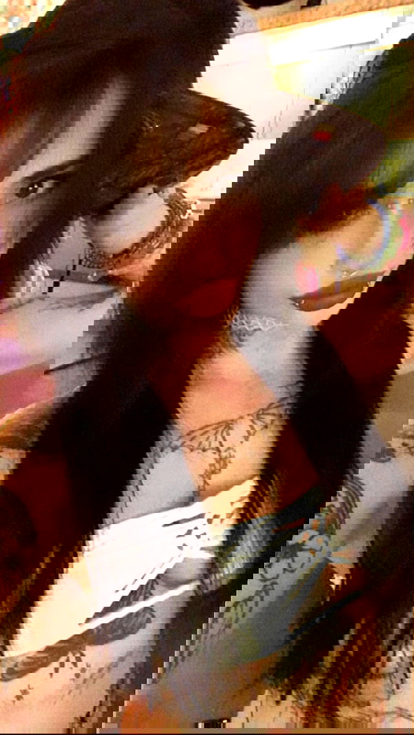 zommmbri image ~ Altpins