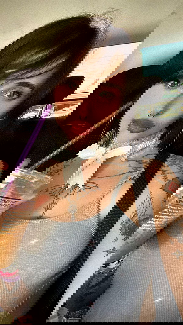 zommmbri image ~ Altpins