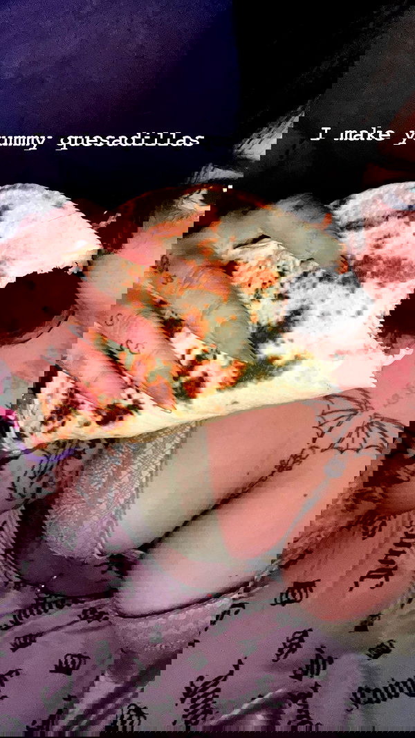 zommmbri image ~ Altpins