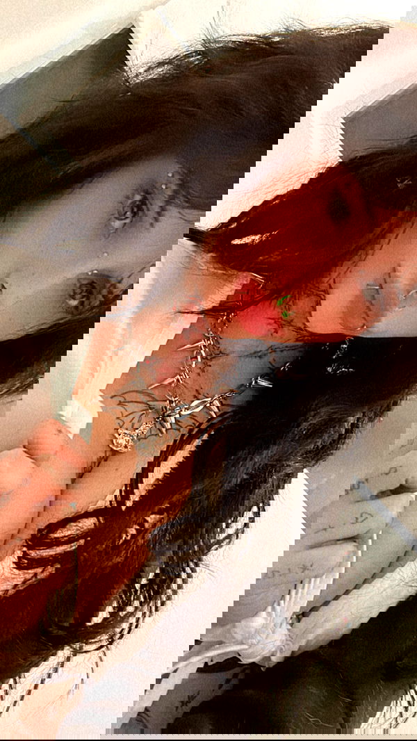 zommmbri image ~ Altpins