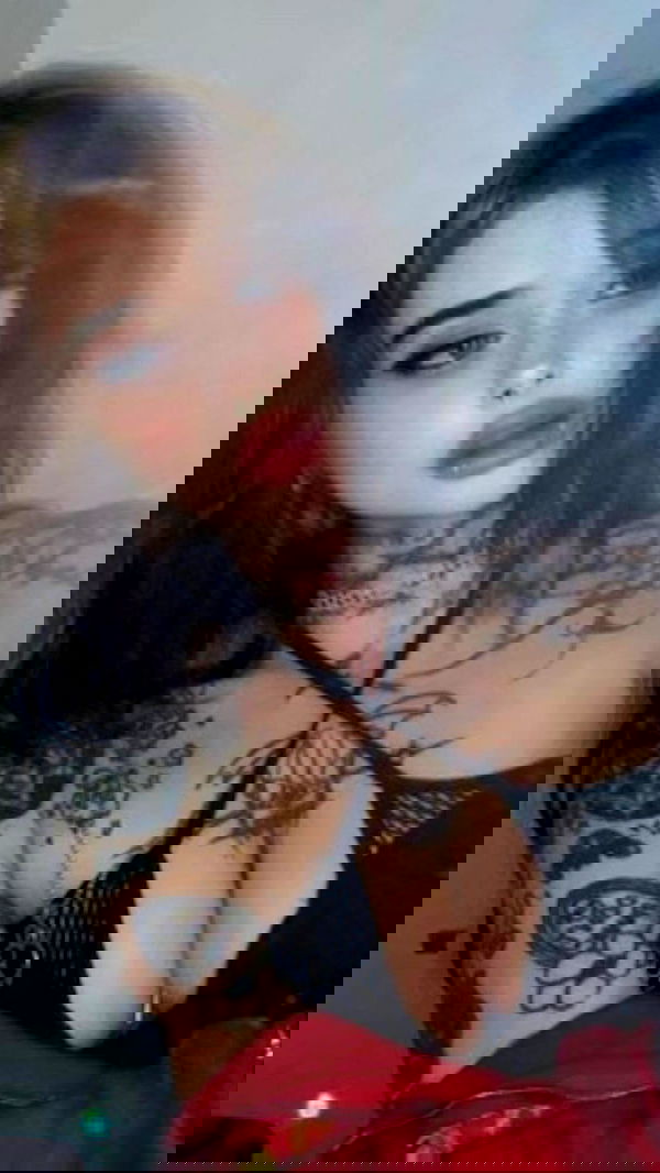 zommmbri image ~ Altpins