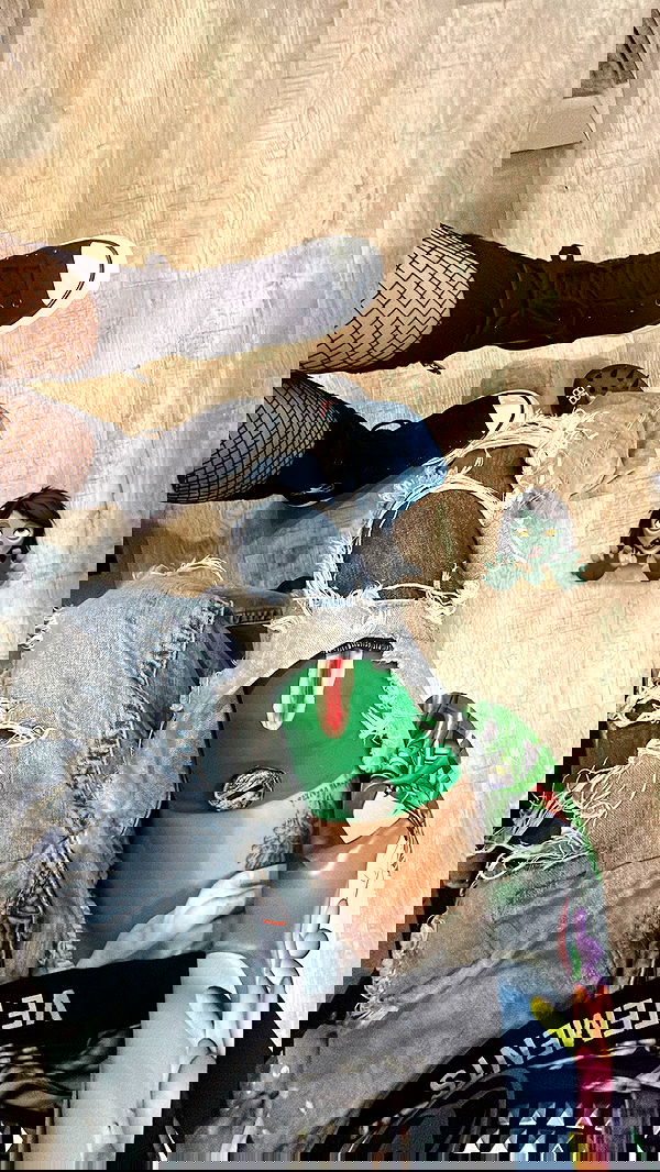 zommmbri image ~ Altpins