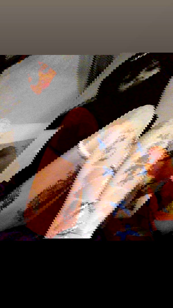 zommmbri image ~ Altpins