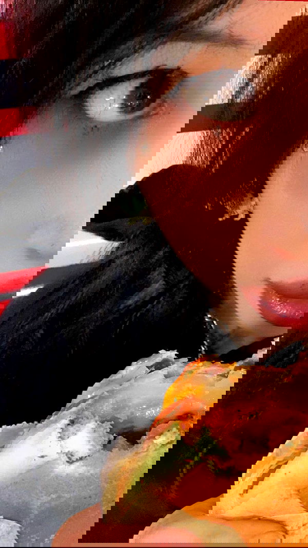 zommmbri image ~ Altpins