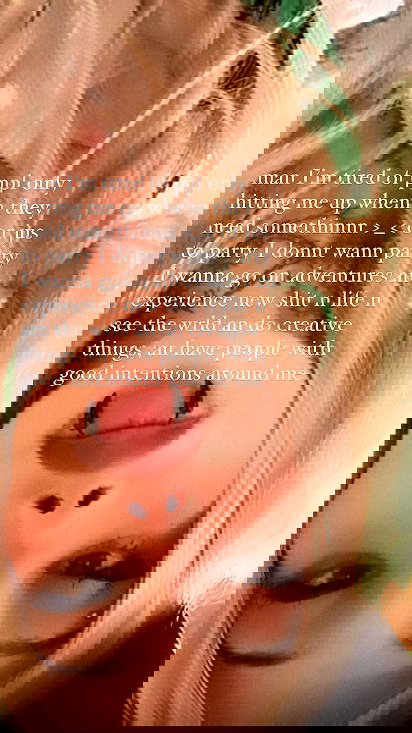 zommmbri image ~ Altpins