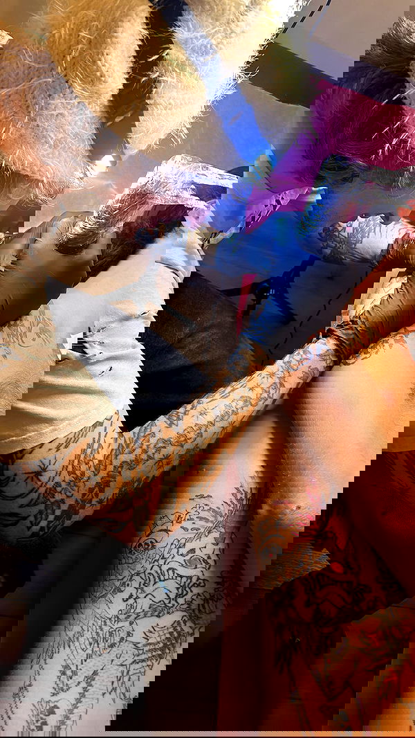 zommmbri image ~ Altpins