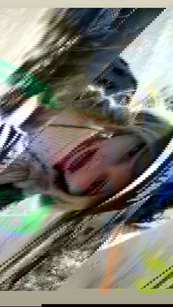 zommmbri image ~ Altpins