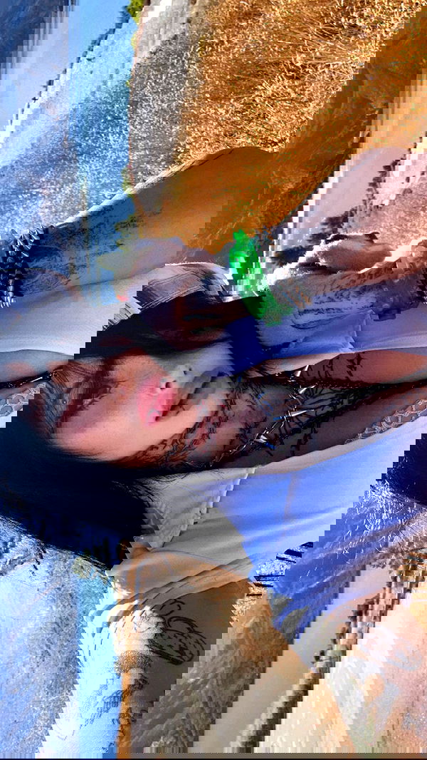 zommmbri image ~ Altpins