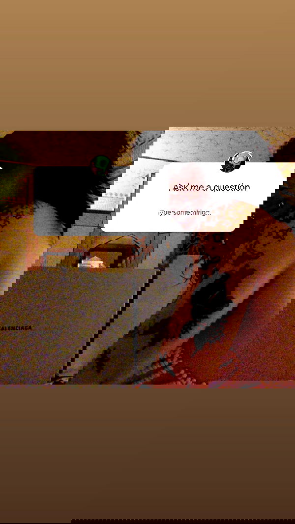 zommmbri image ~ Altpins