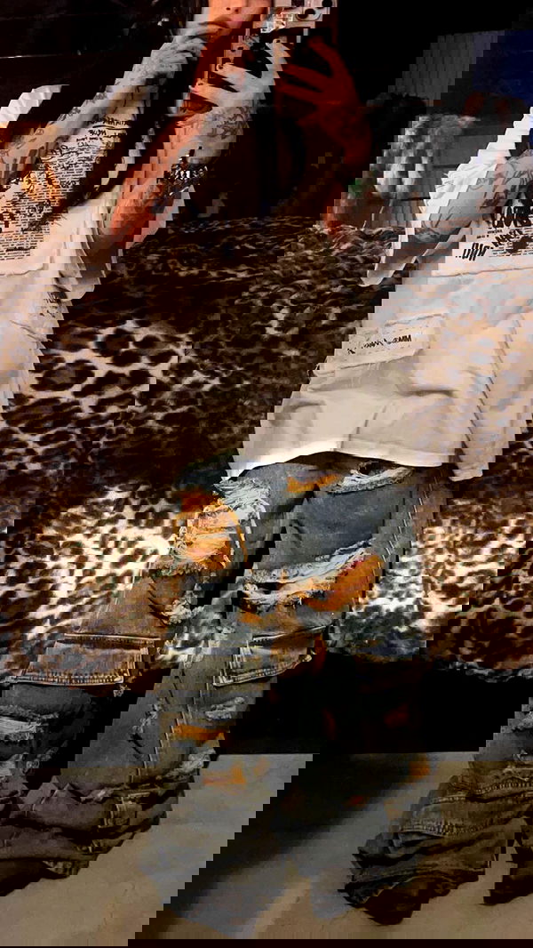 zommmbri image ~ Altpins