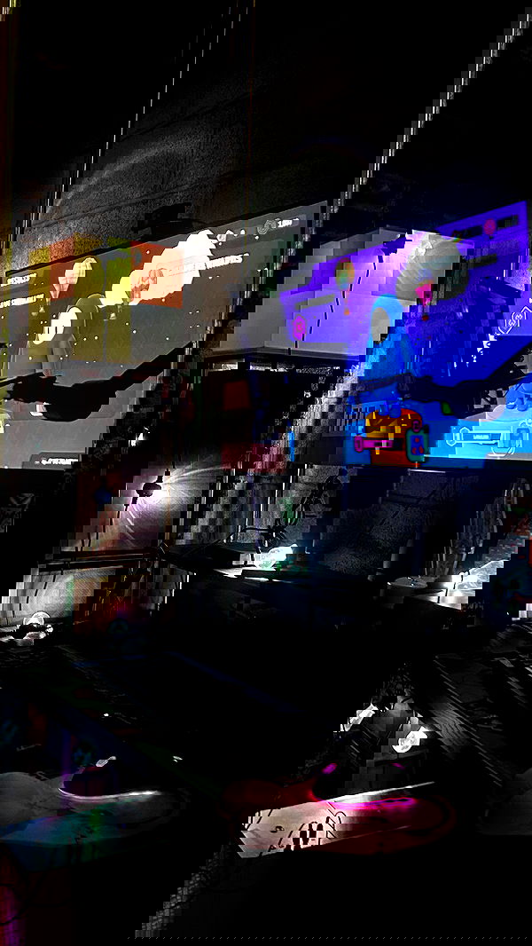 zommmbri image ~ Altpins