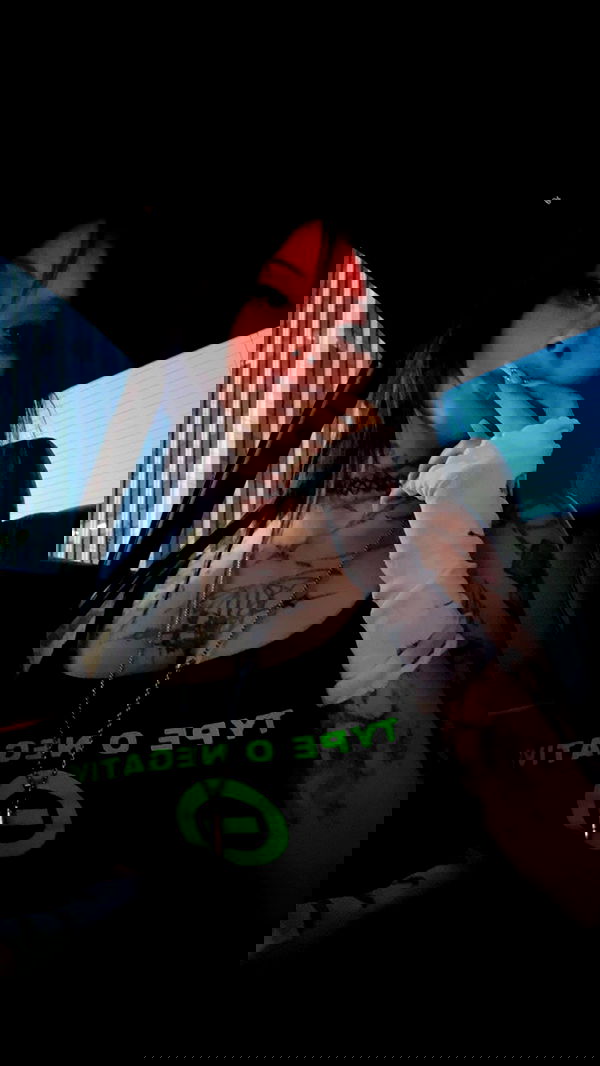 zommmbri image ~ Altpins