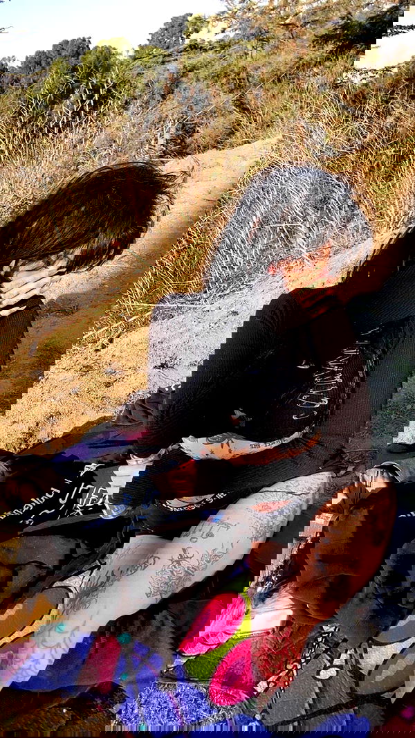 zommmbri image ~ Altpins