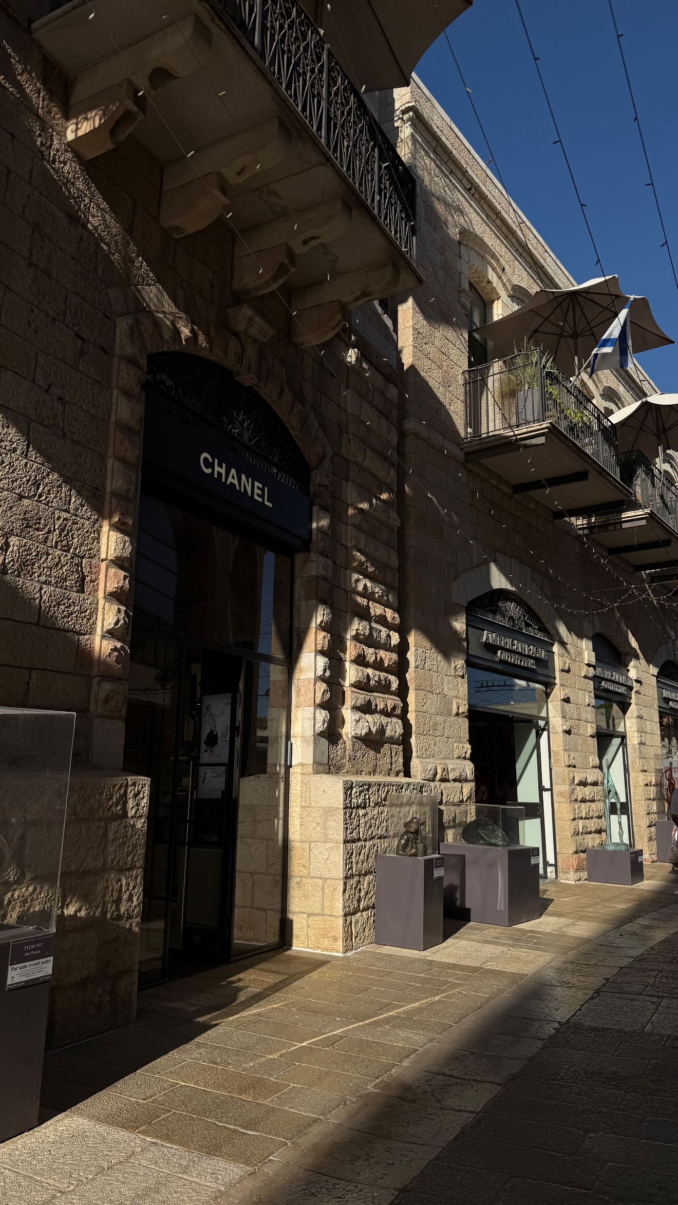 888r0mee instagram image archive image