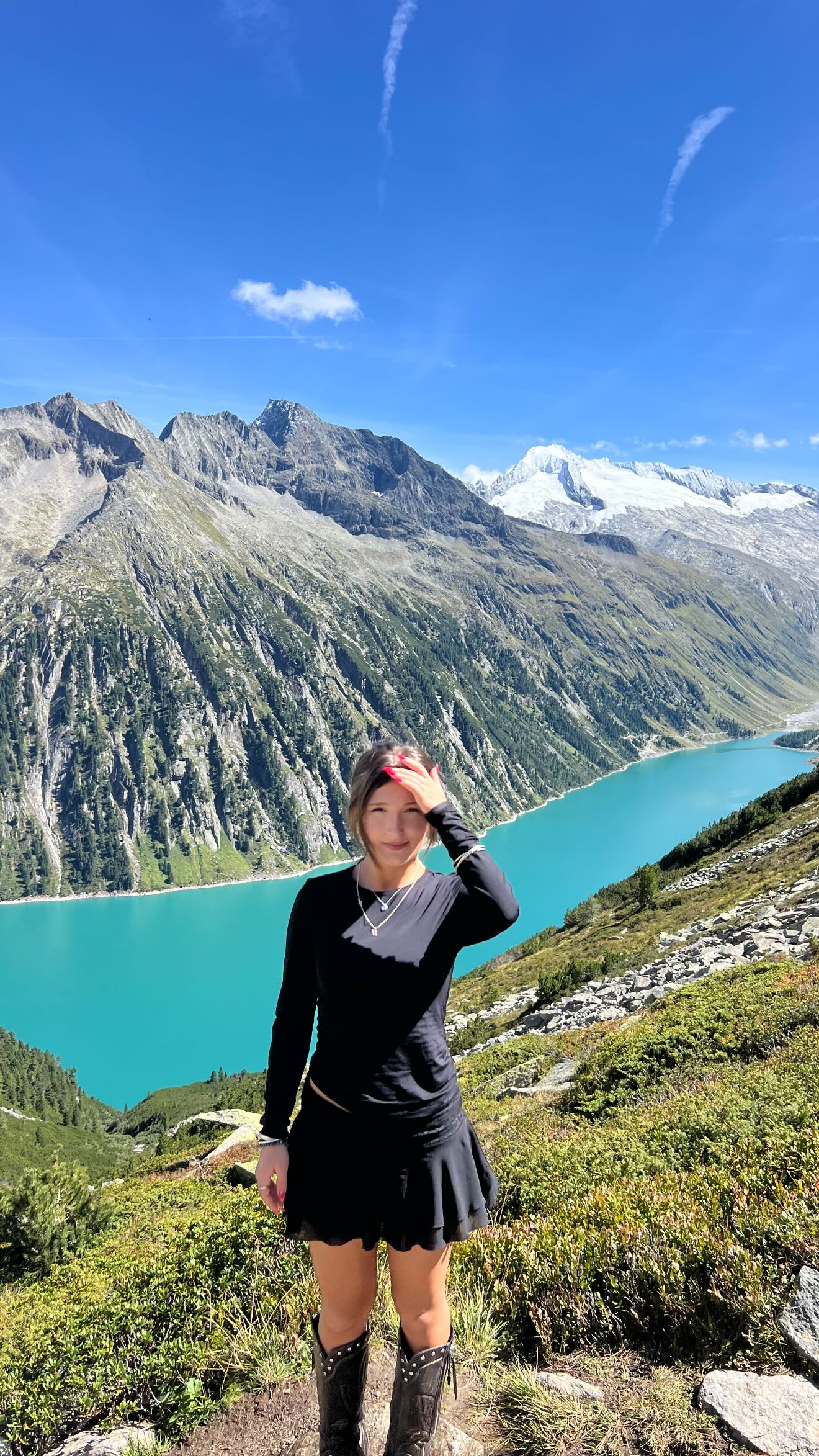 888r0mee instagram image archive image