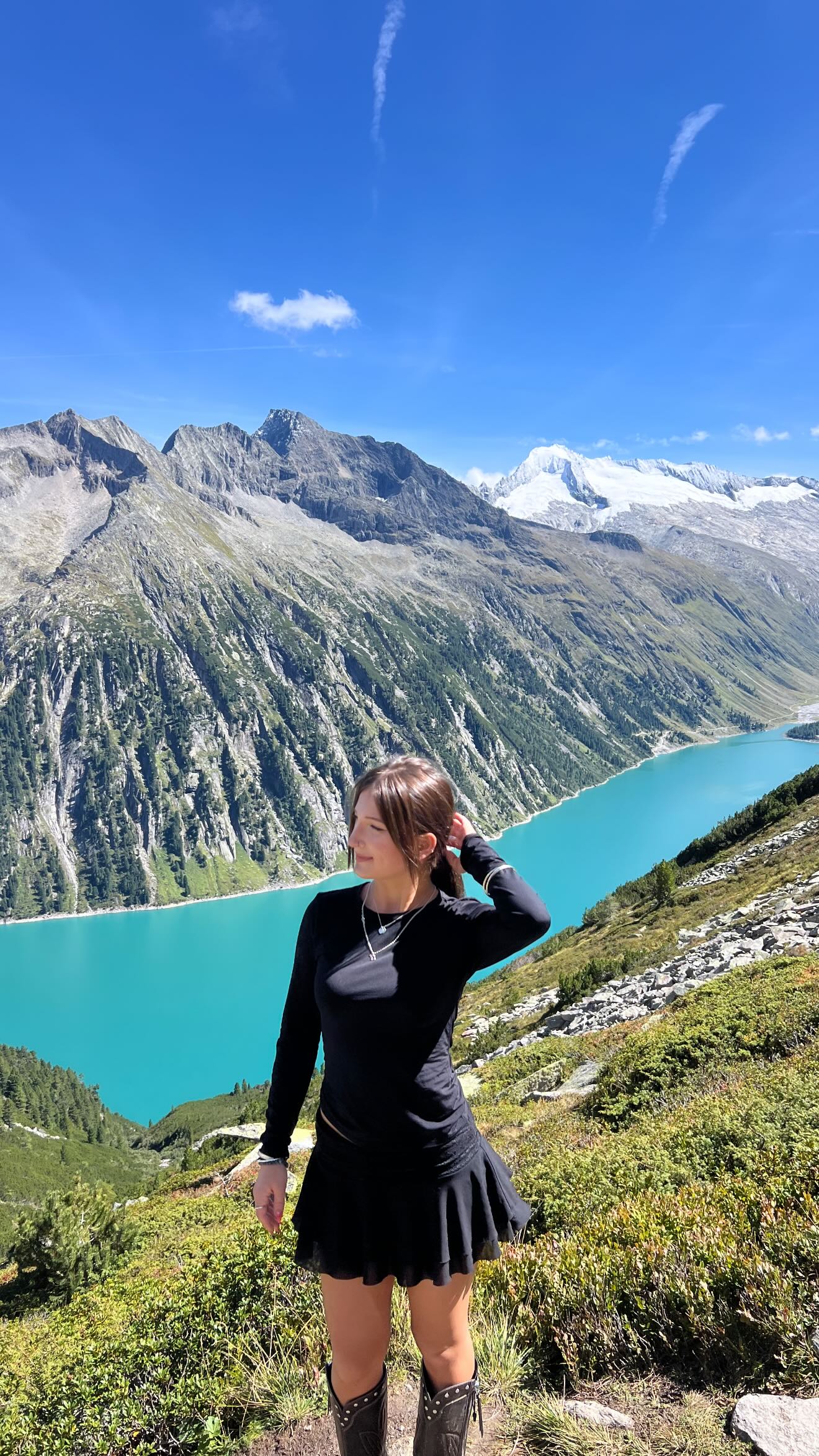 888r0mee instagram image archive image