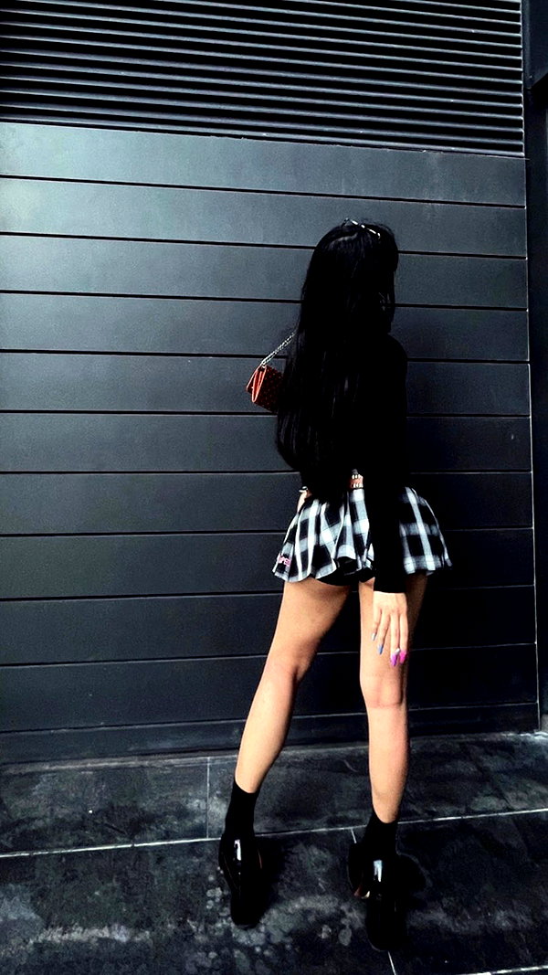 __qq16 instagram image archive image