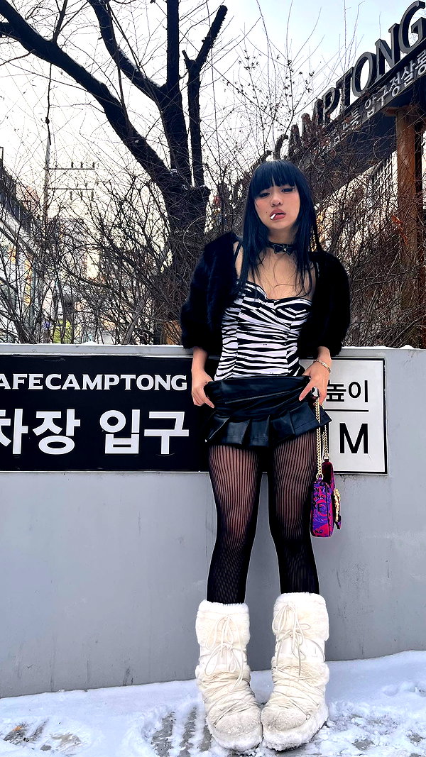 __qq16 instagram image archive image