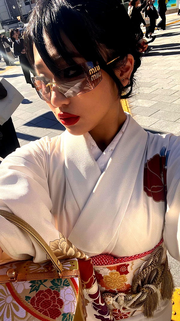 __qq16 instagram image archive image
