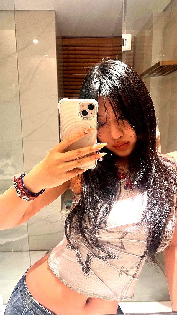 __qq16 instagram image archive image