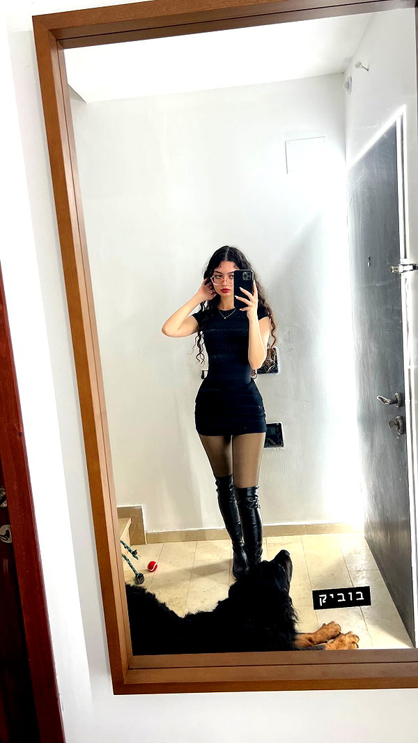 __yaheli_ instagram image archive image