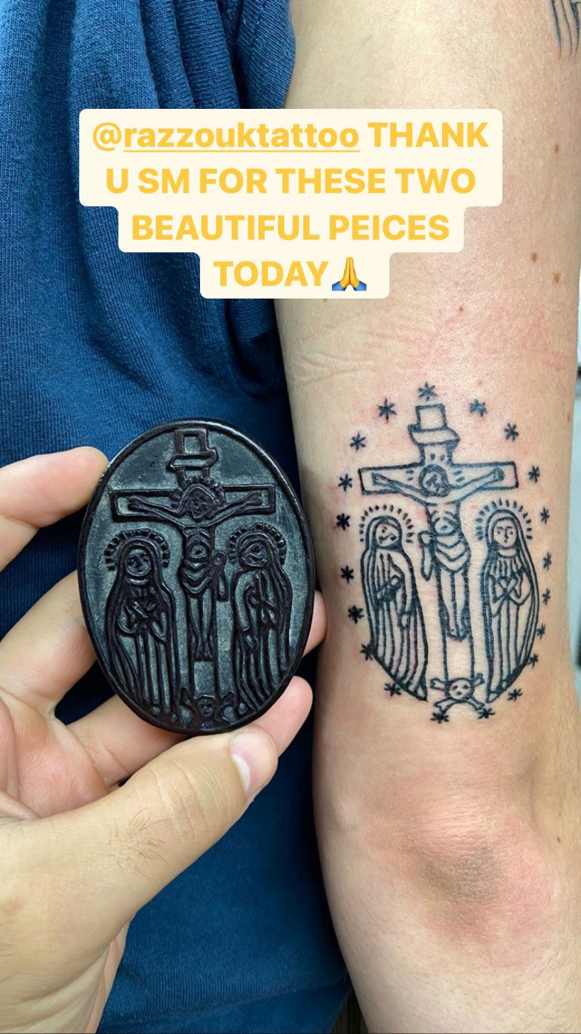 _femalien instagram image archive image