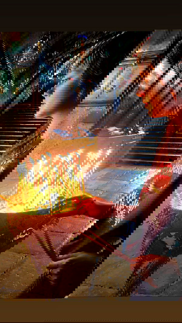 _femalien image ~ Altpins