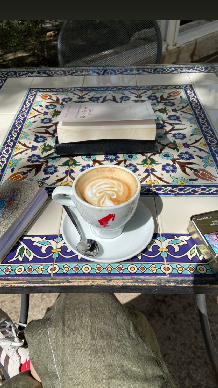 _femalien instagram image archive image