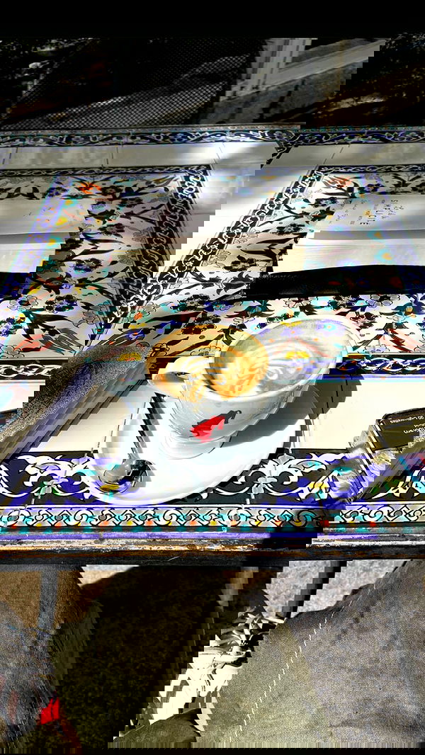 _femalien image ~ Altpins