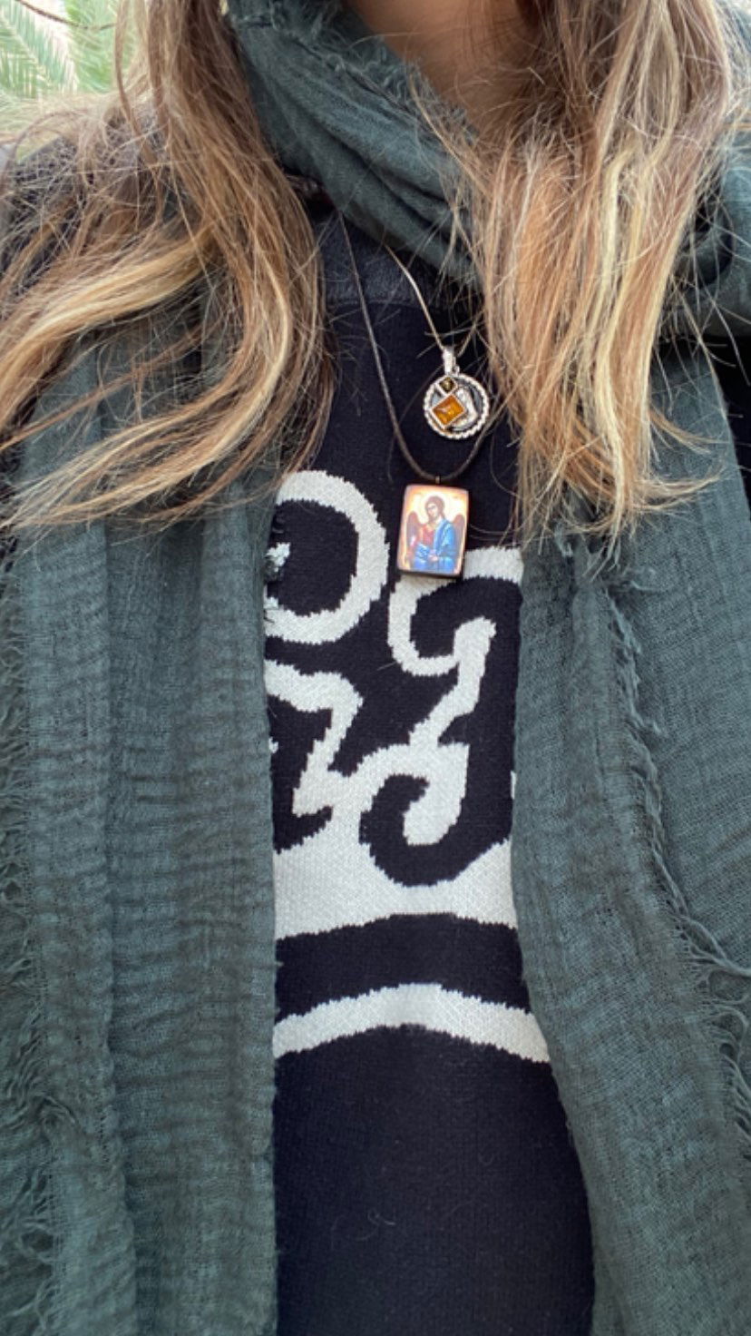 _femalien instagram image archive image