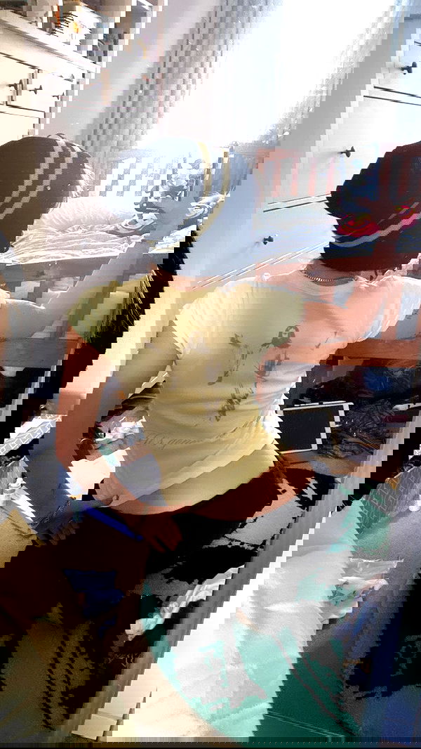 _femalien image ~ Altpins