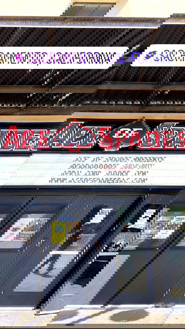 _femalien image ~ Altpins