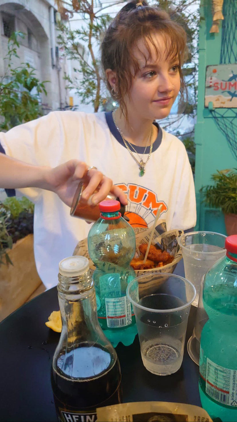 _femalien instagram image archive image