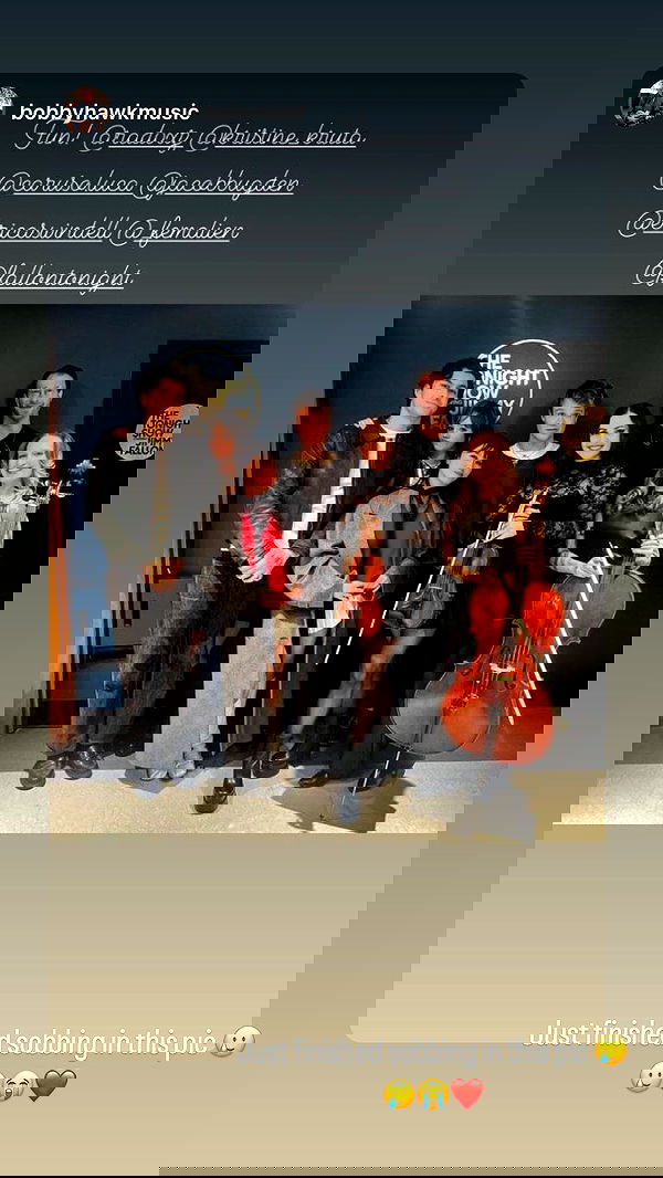 _femalien image ~ Altpins