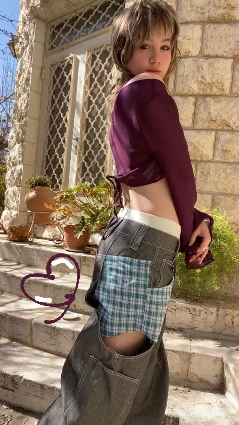 _femalien instagram image archive image