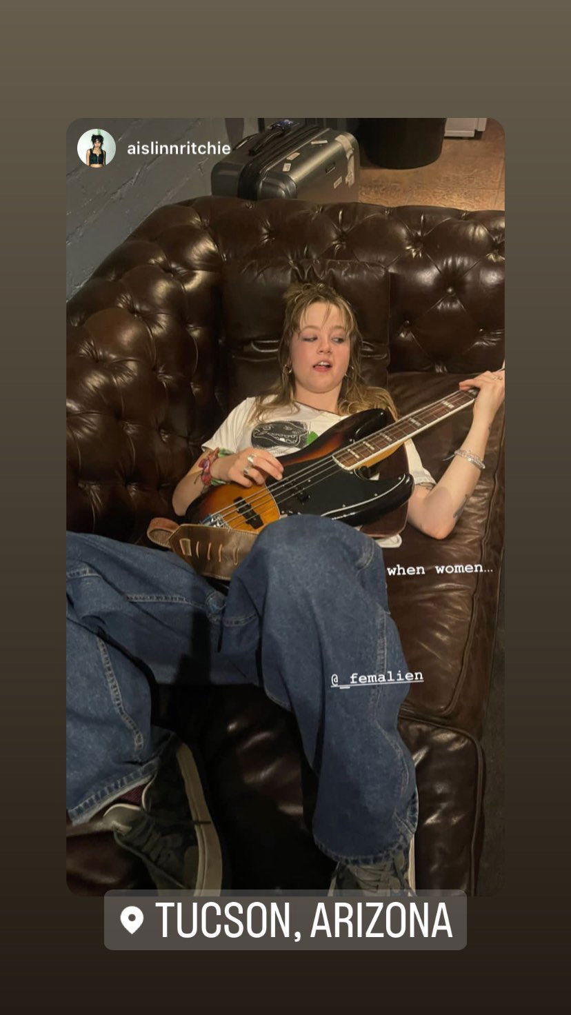 _femalien instagram image archive image