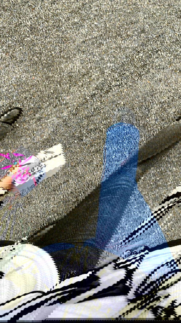 _femalien image ~ Altpins