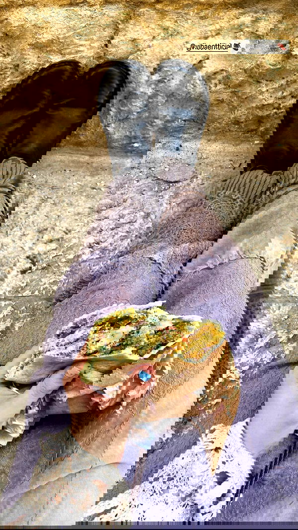 _femalien image ~ Altpins