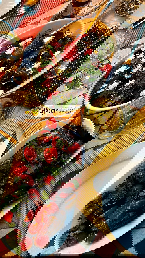 _femalien image ~ Altpins