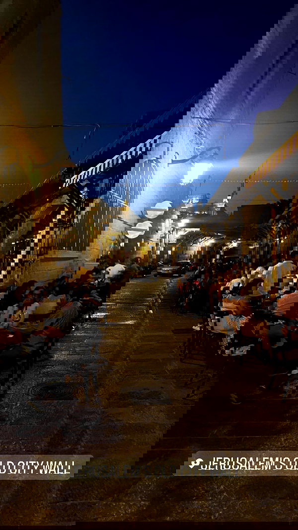 _femalien image ~ Altpins