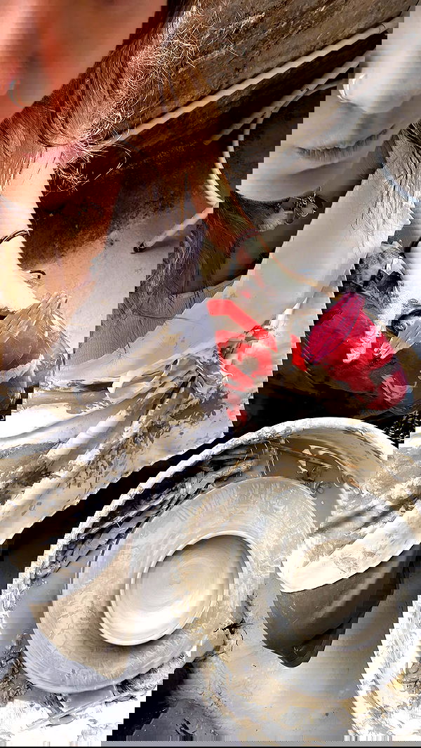 _femalien image ~ Altpins