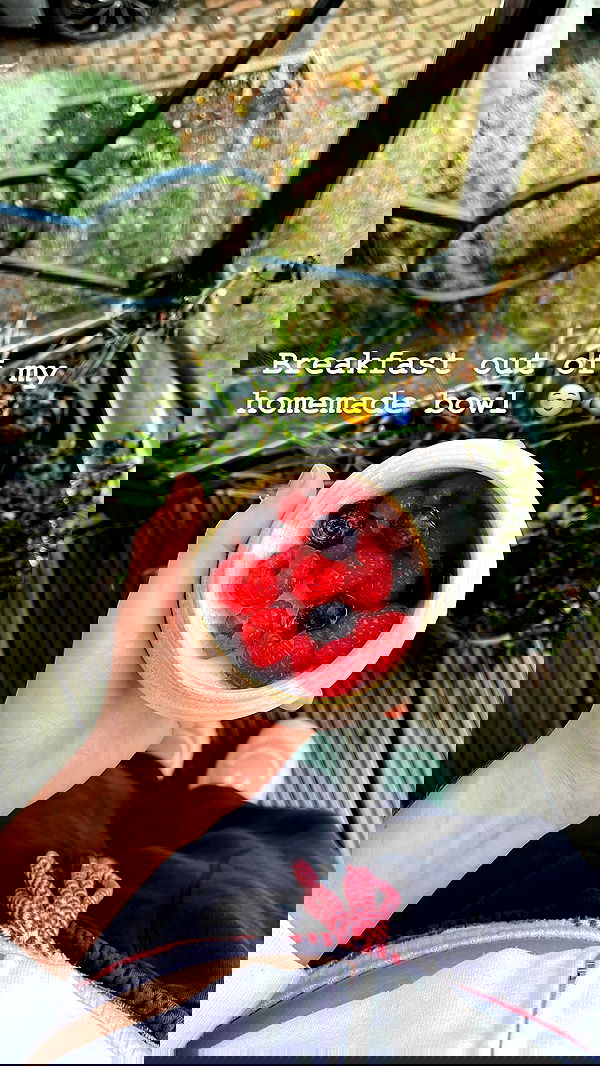 _femalien image ~ Altpins