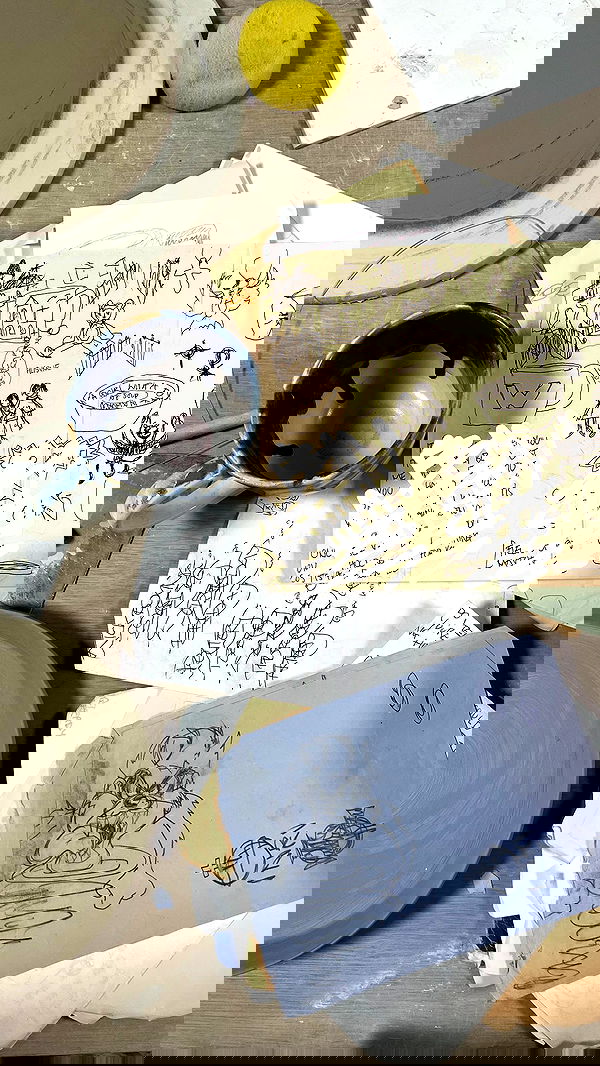 _femalien image ~ Altpins