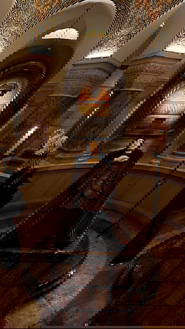 _femalien image ~ Altpins