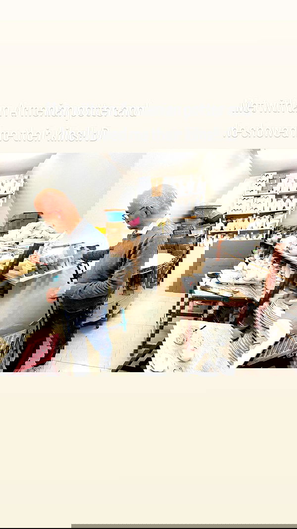 _femalien image ~ Altpins