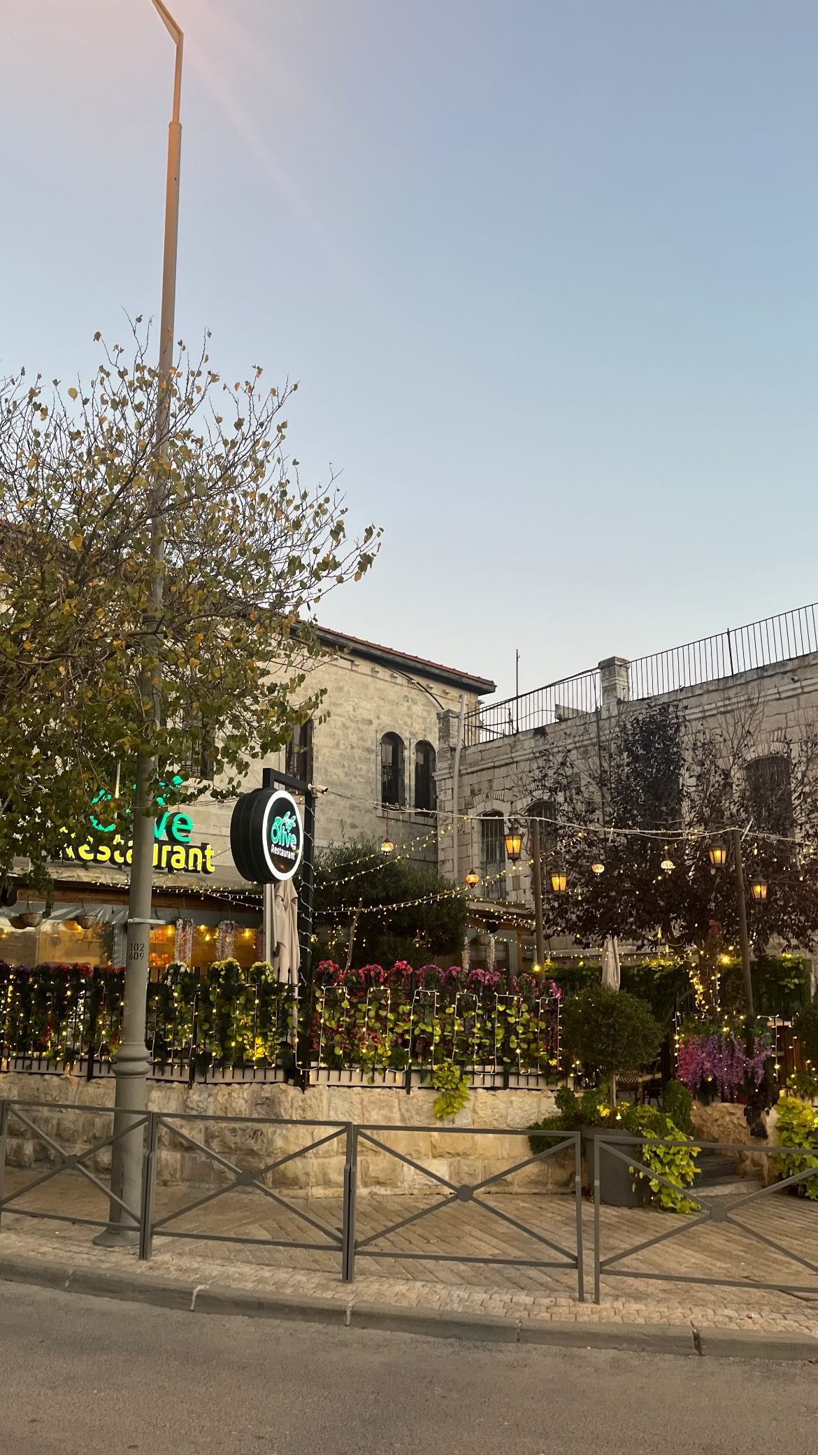 _femalien instagram image archive image