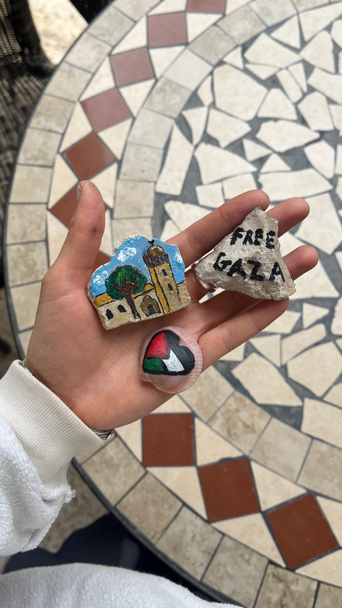 _femalien instagram image archive image