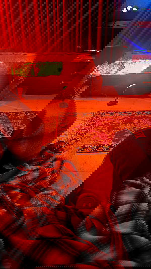 _femalien image ~ Altpins