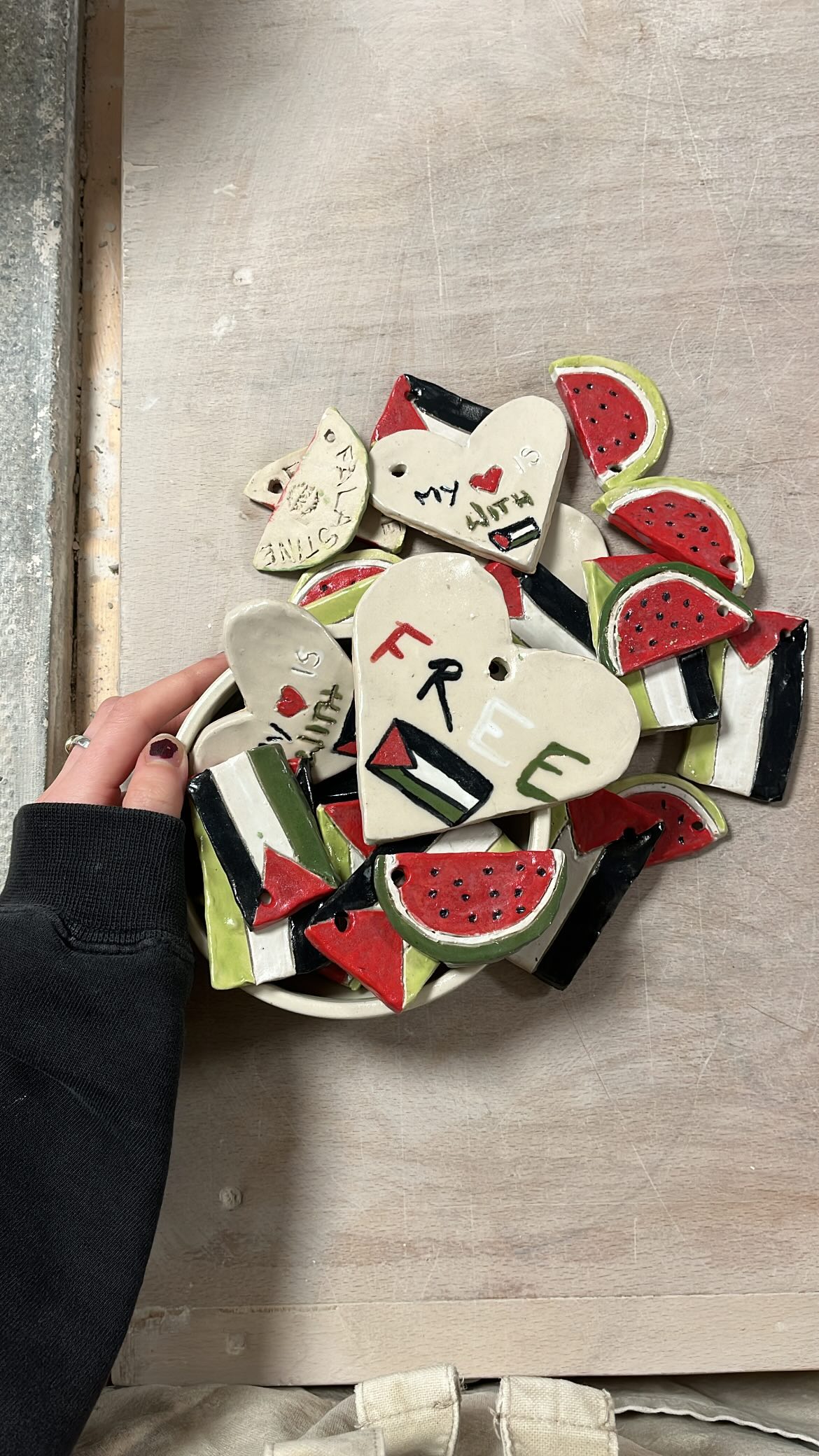 _femalien instagram image archive image